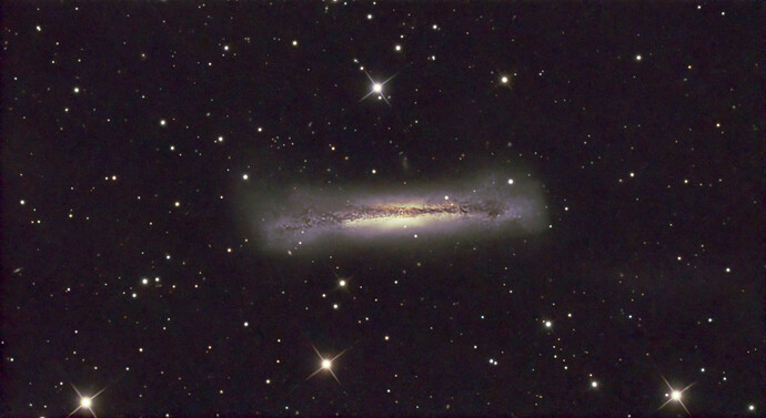 masterLight_BIN-1_3840x2160_EXPOSURE-180.00s_FILTER-NoFilter_RGB_autocrop gimp