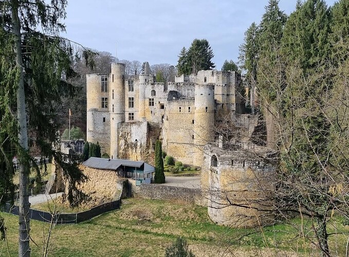 Screenshot_20251021_205948_Maps