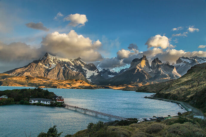 hosteria-pehoe-torres-del-paine-01