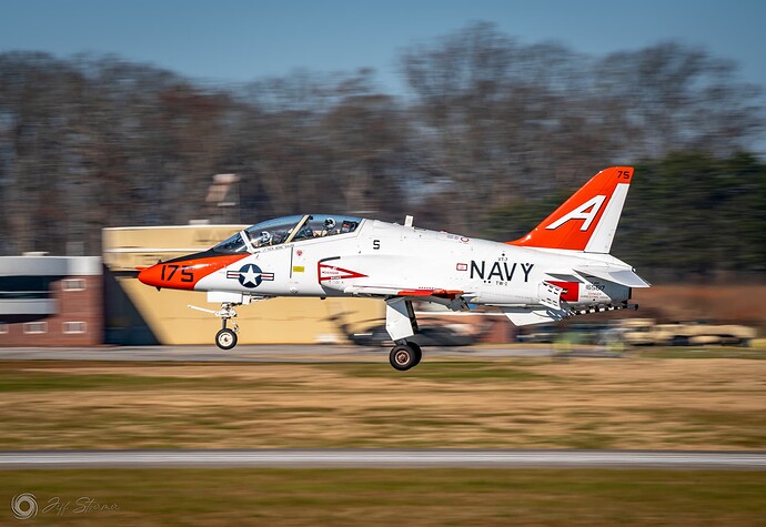 T-45C 165617 KTYS 13122021 A@0.3x