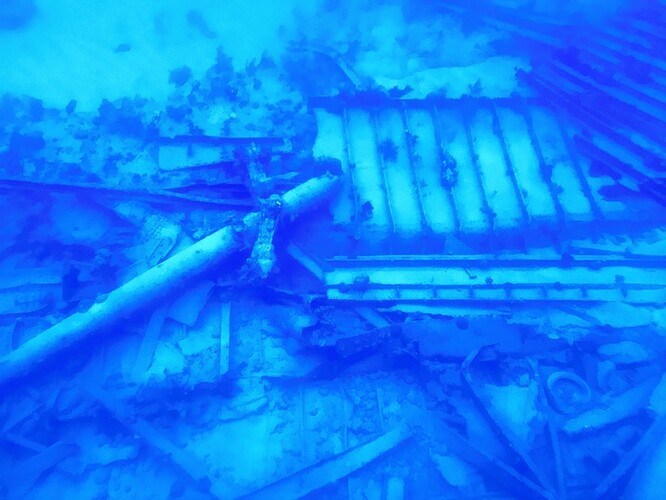 wreck01