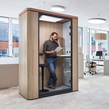 secube-phone-booth-01-2906338282